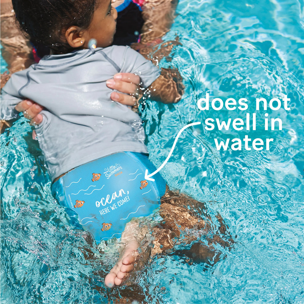 Swim Diapers Size Medium 11 Ct D7817